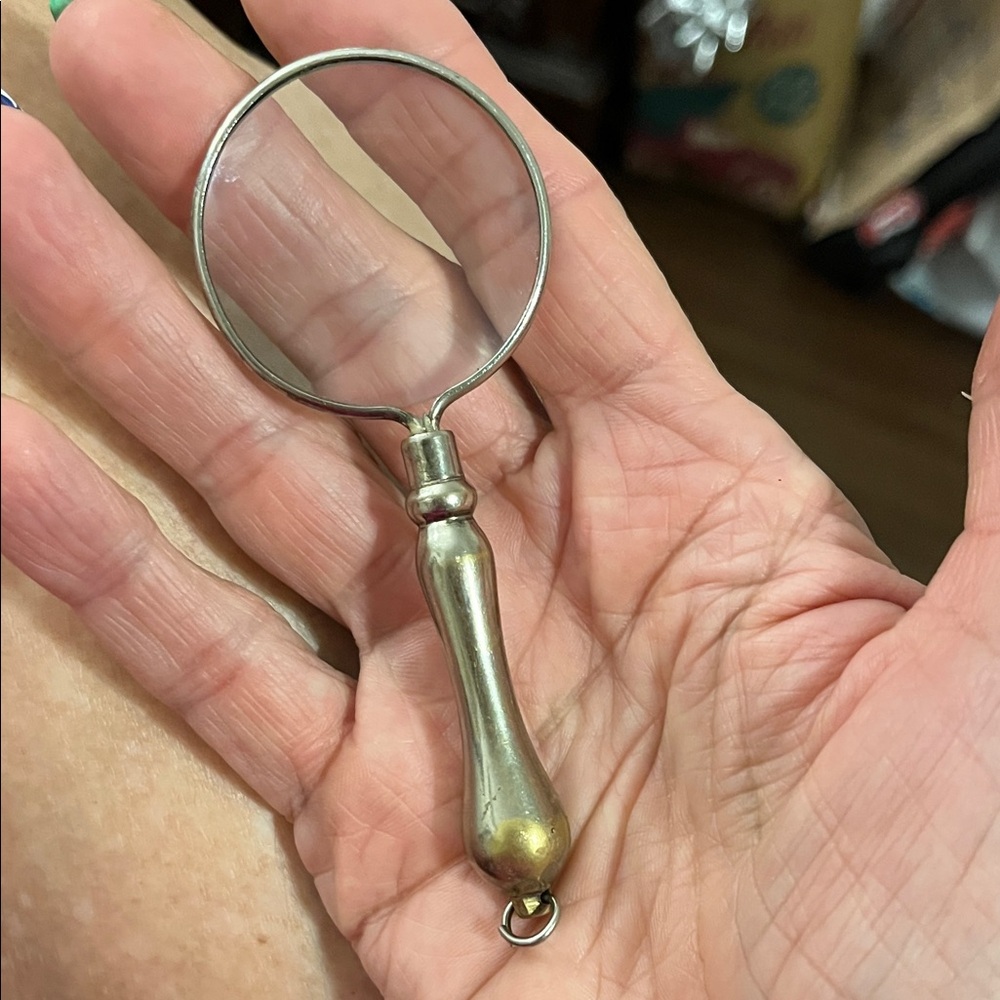 Vintage/Antique miniature Silver Magnifying Glass